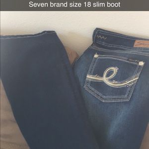 Size 18 Seven brand women’s boot cut jeans NWOT